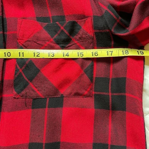 Express Plaid Top - Picture 5 of 10